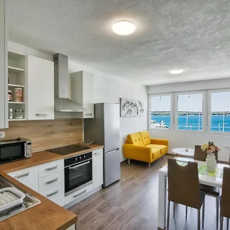 Apartamento Marina With Sea View Pula