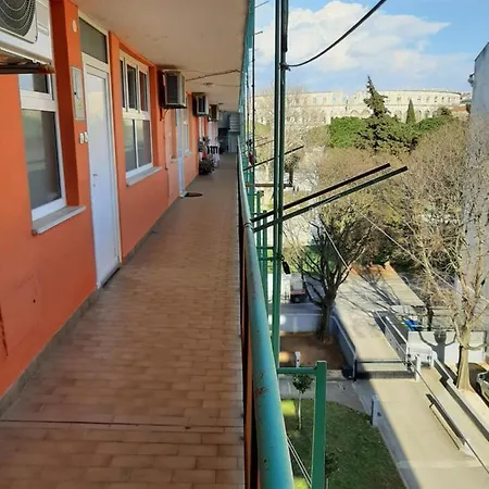 Marina With Sea View Daire Pula